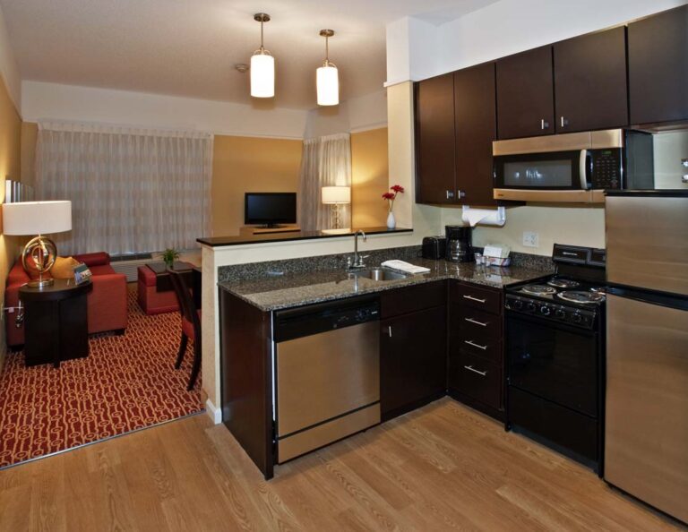 2-Bedroom-Suite-Kitchen