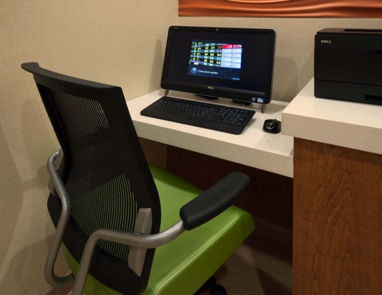 SHS-16-BusinessCenter