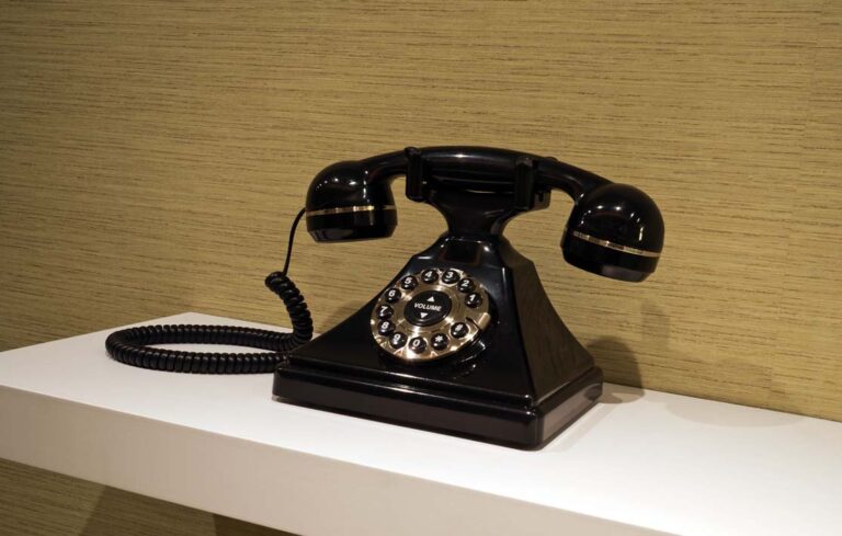 SHS-48-Phone-sf